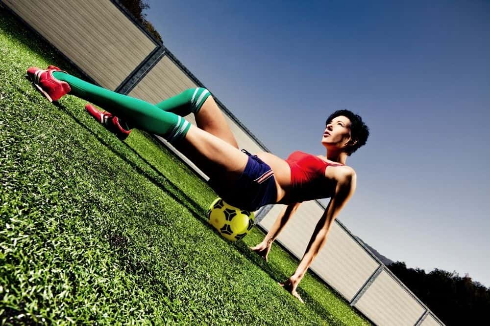Tight clothing can affect the fetus, especially in the early stages. Be careful when playing soccer during pregnancy