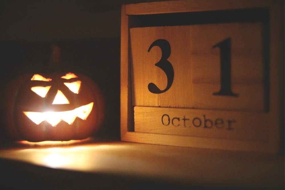 halloween lamp on October 31st